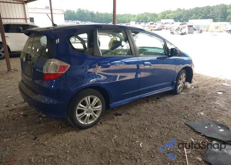 2010 Honda Fit Sport z USA, uszkodzony, nr VIN JHMGE8H49AS024372